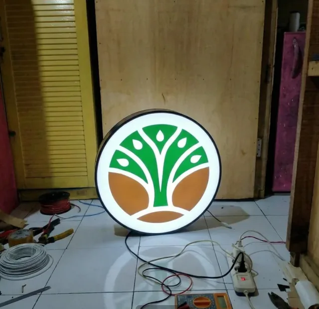 Neon box bulat